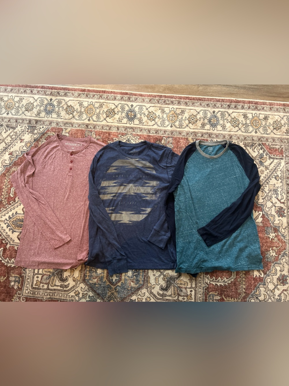 Aeropostale Men's Blue Graphic Crewneck Long-Sleeve Sweater